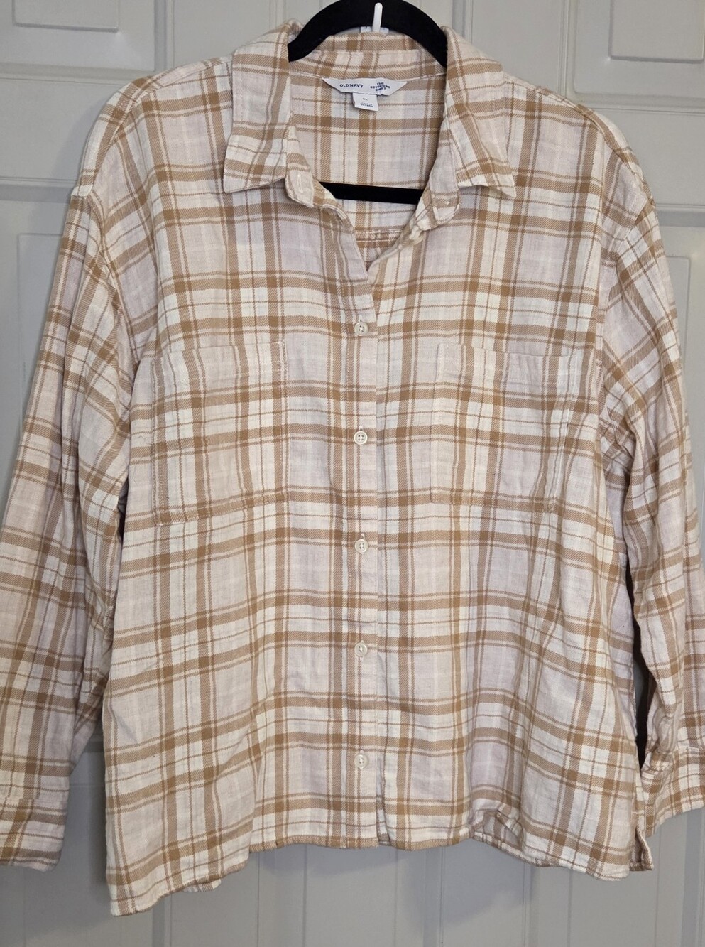 Old Navy Soft Boyfriend Flannel Button-Down Shirt